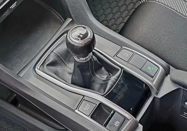 Honda Civic cena 68900 przebieg: 41961, rok produkcji 2018 z Bogatynia małe 277